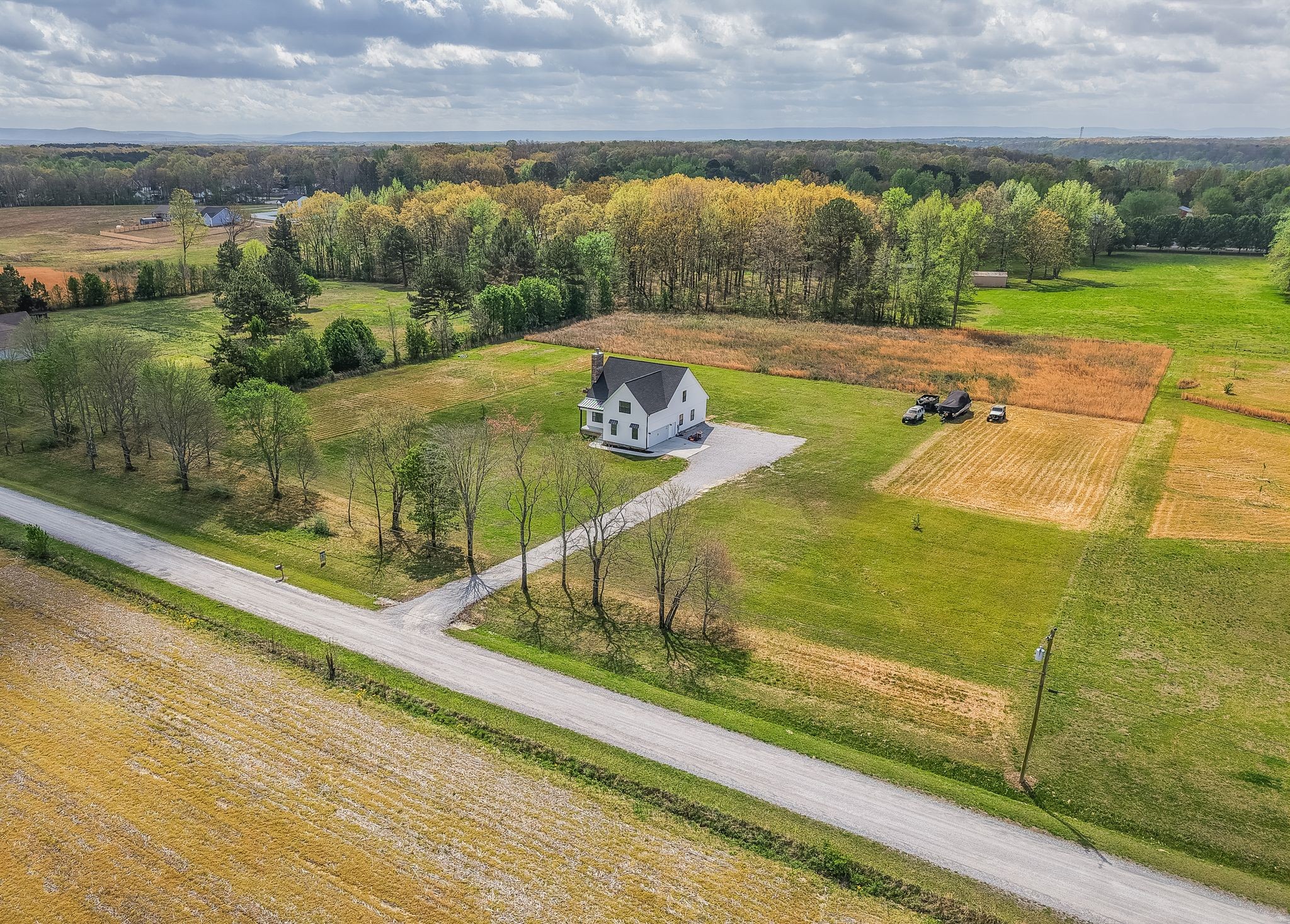 210 Deer Creek Ln
