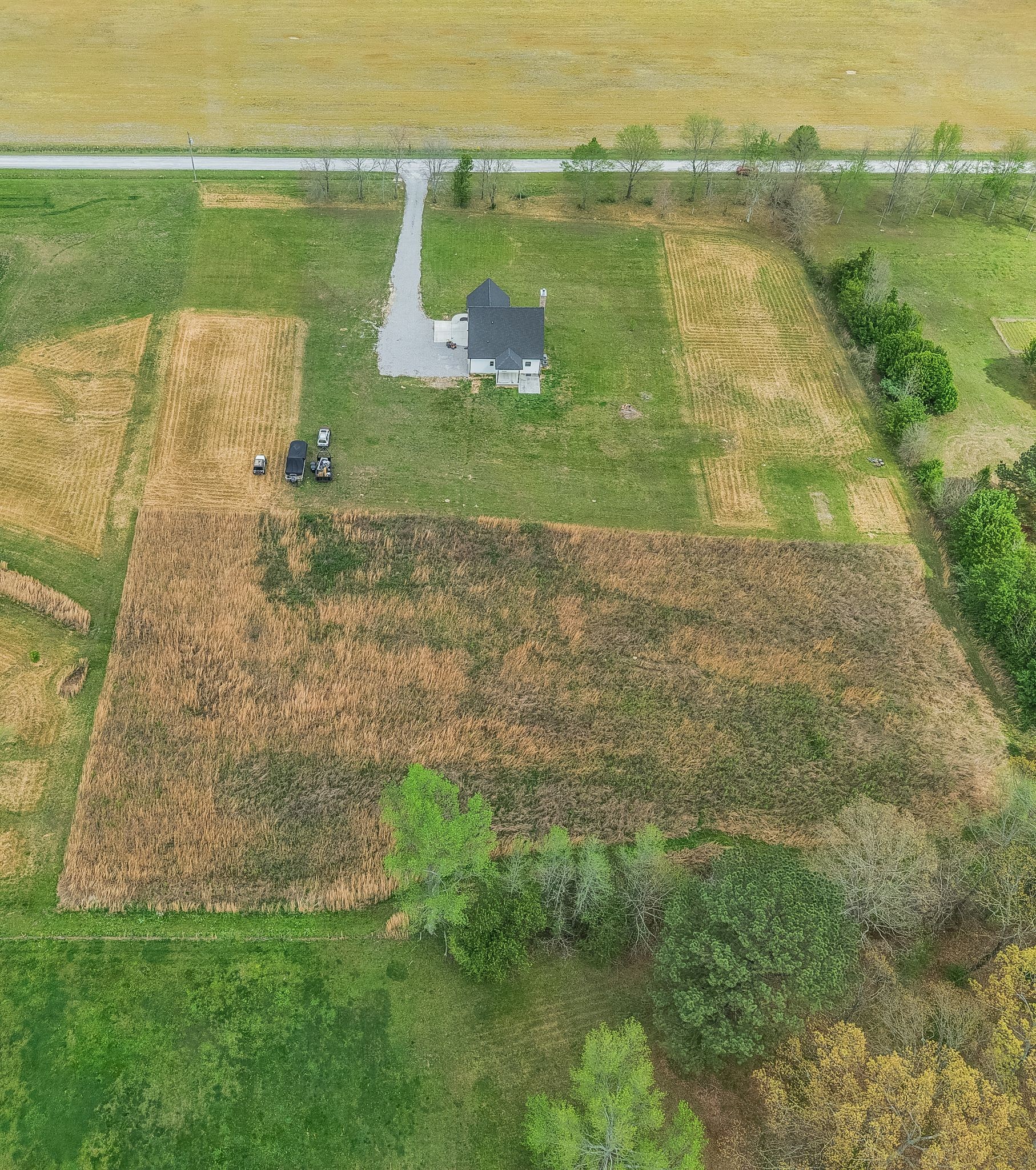 210 Deer Creek Ln