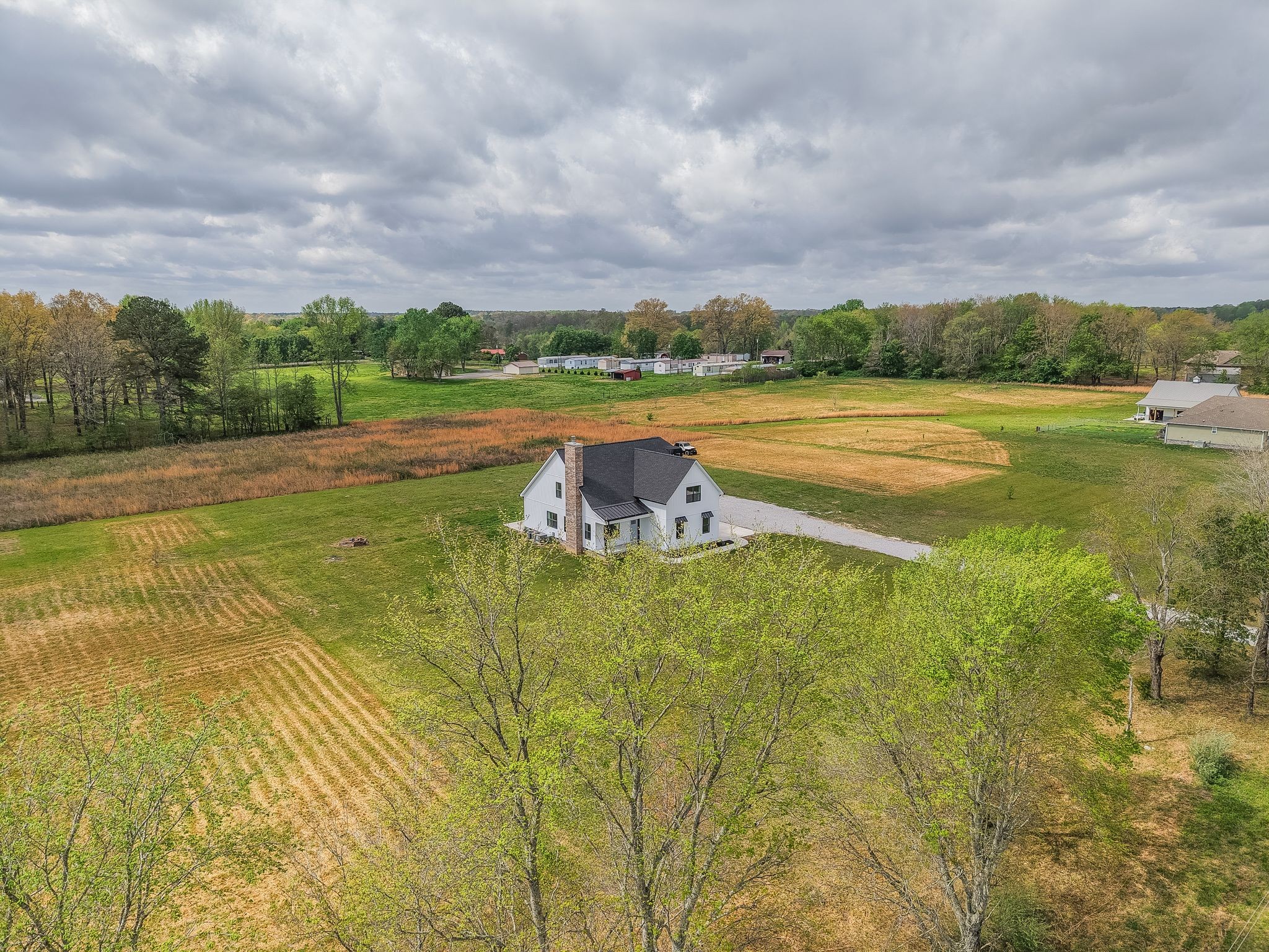 210 Deer Creek Ln