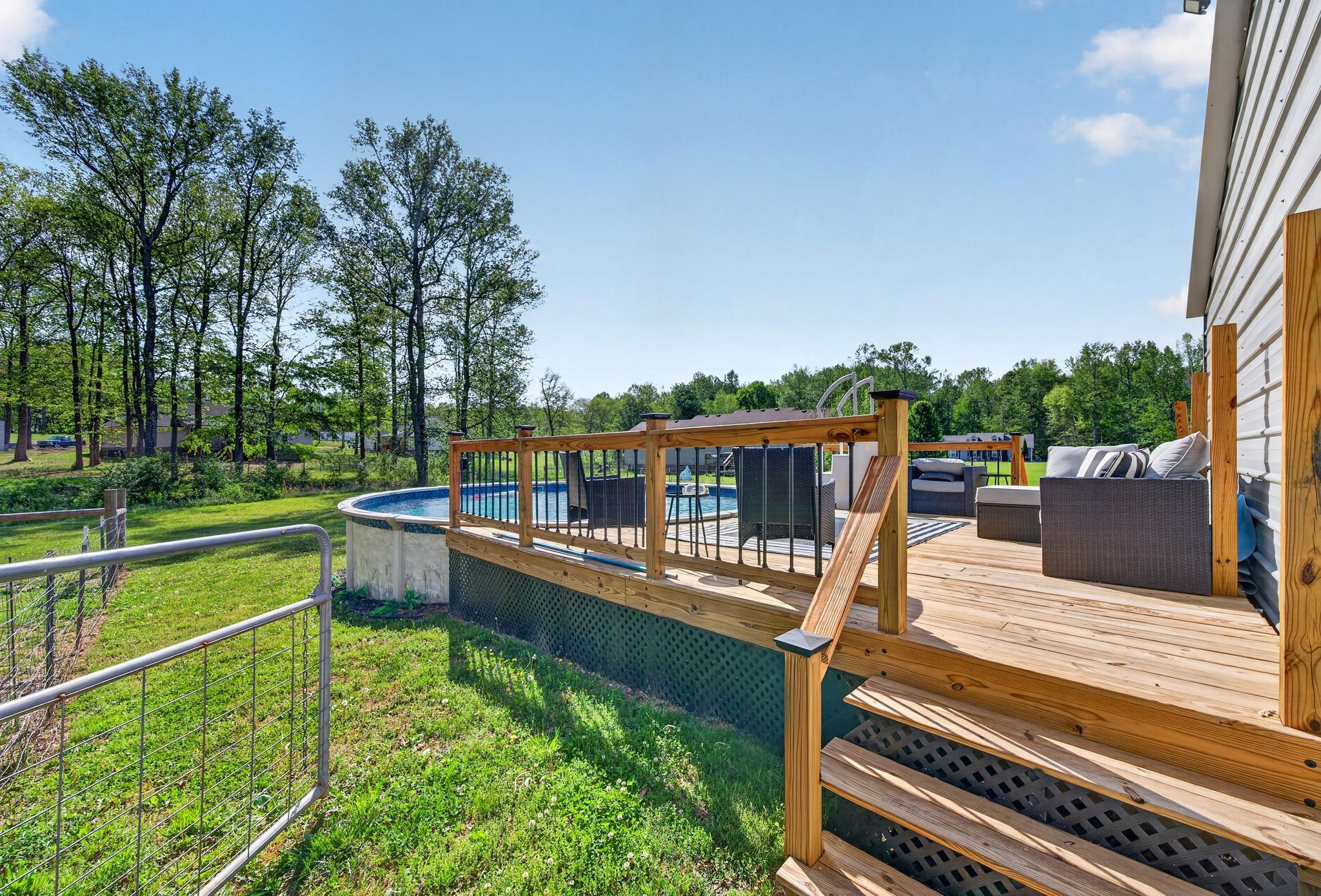 253 Spring Meadows Ln