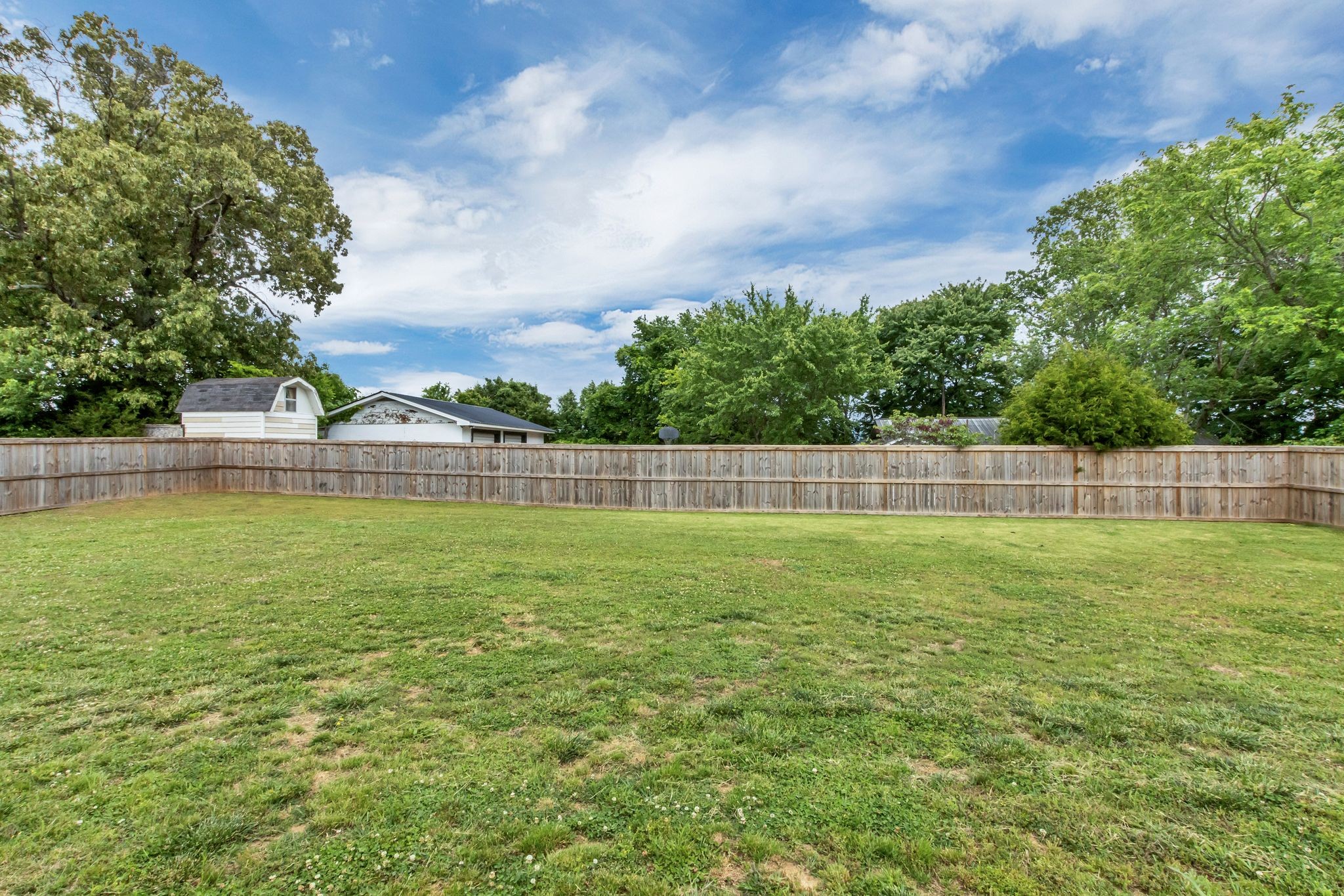329 Mimosa Dr