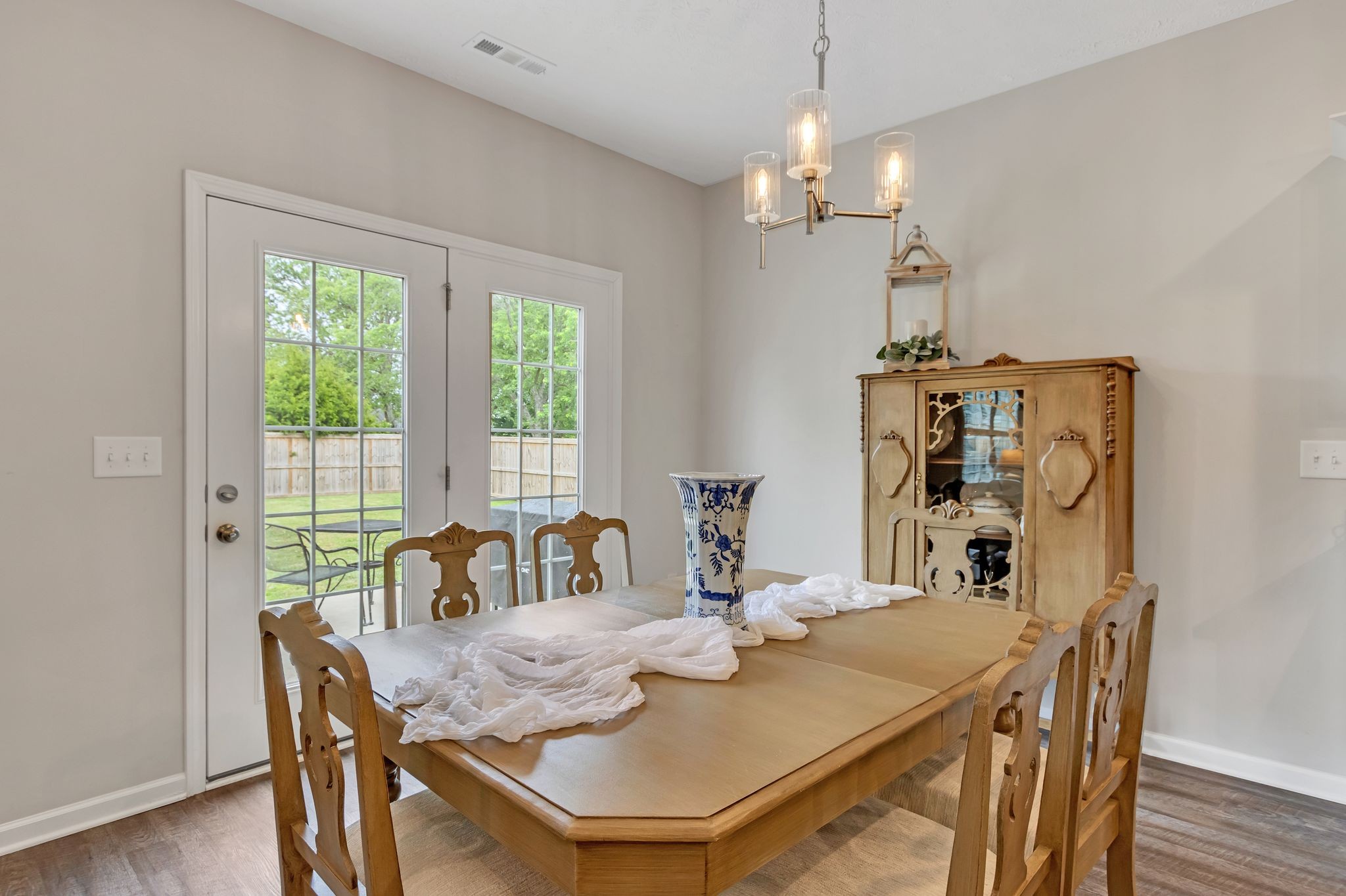 329 Mimosa Dr