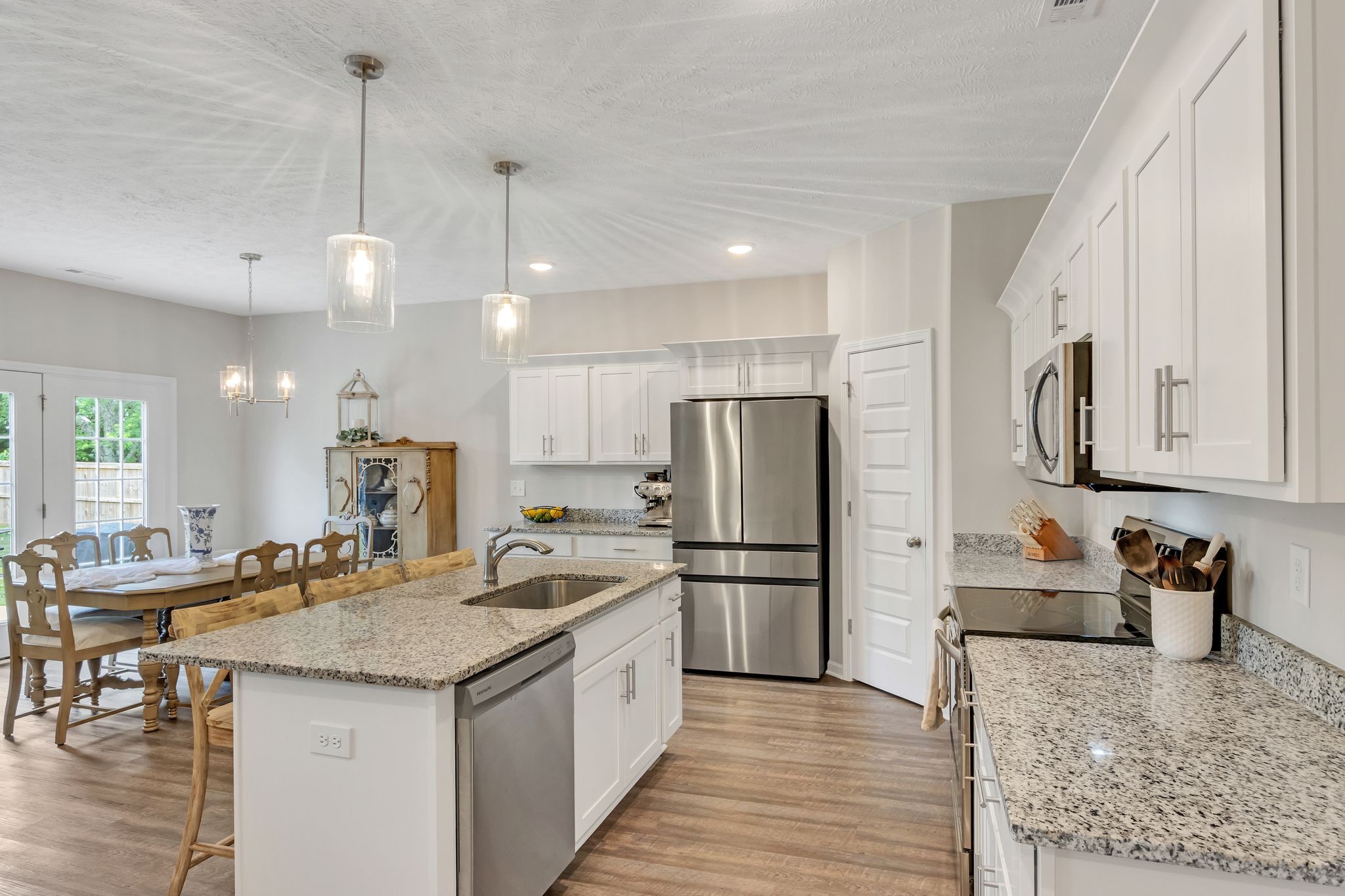 329 Mimosa Dr