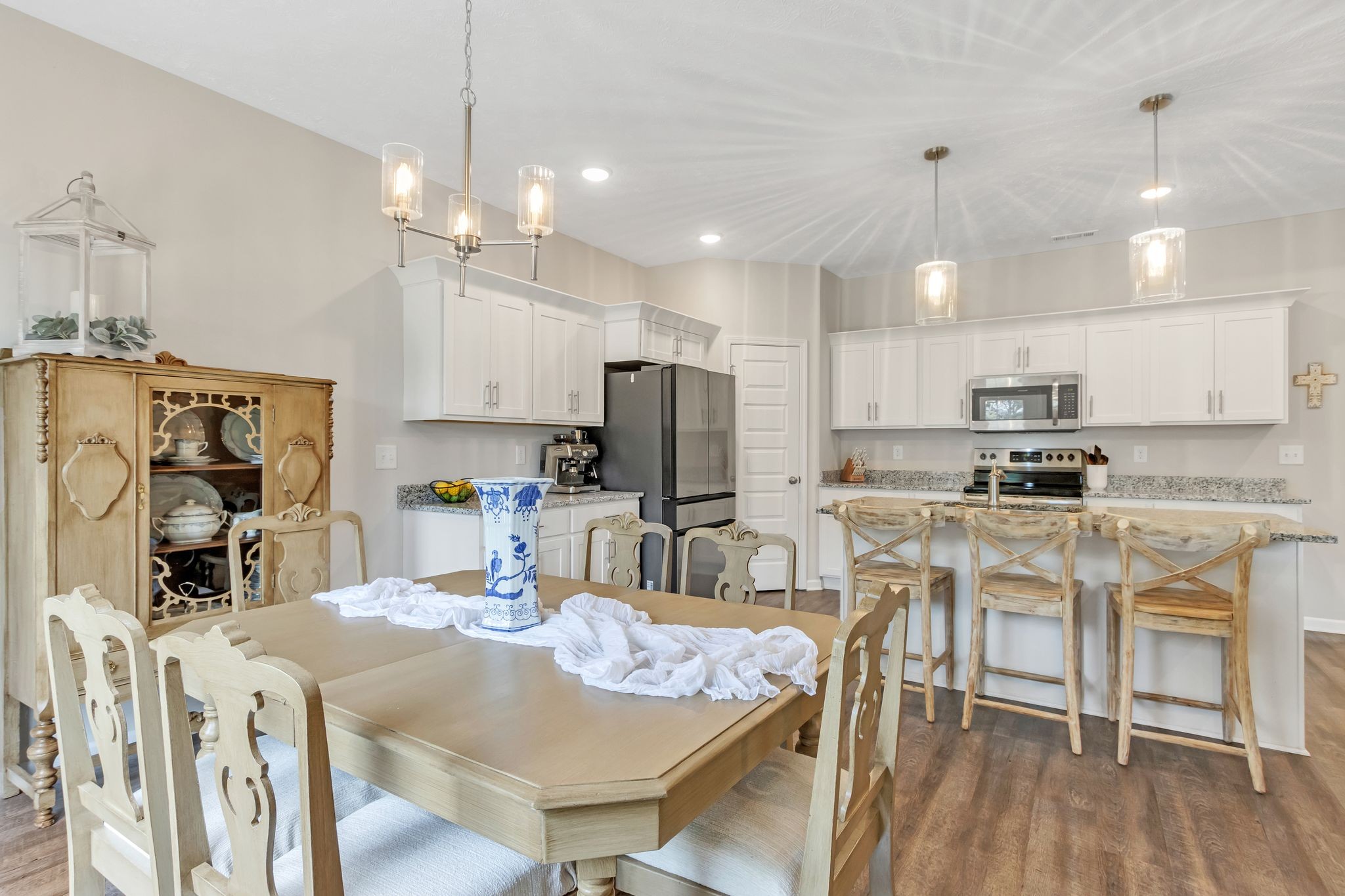 329 Mimosa Dr