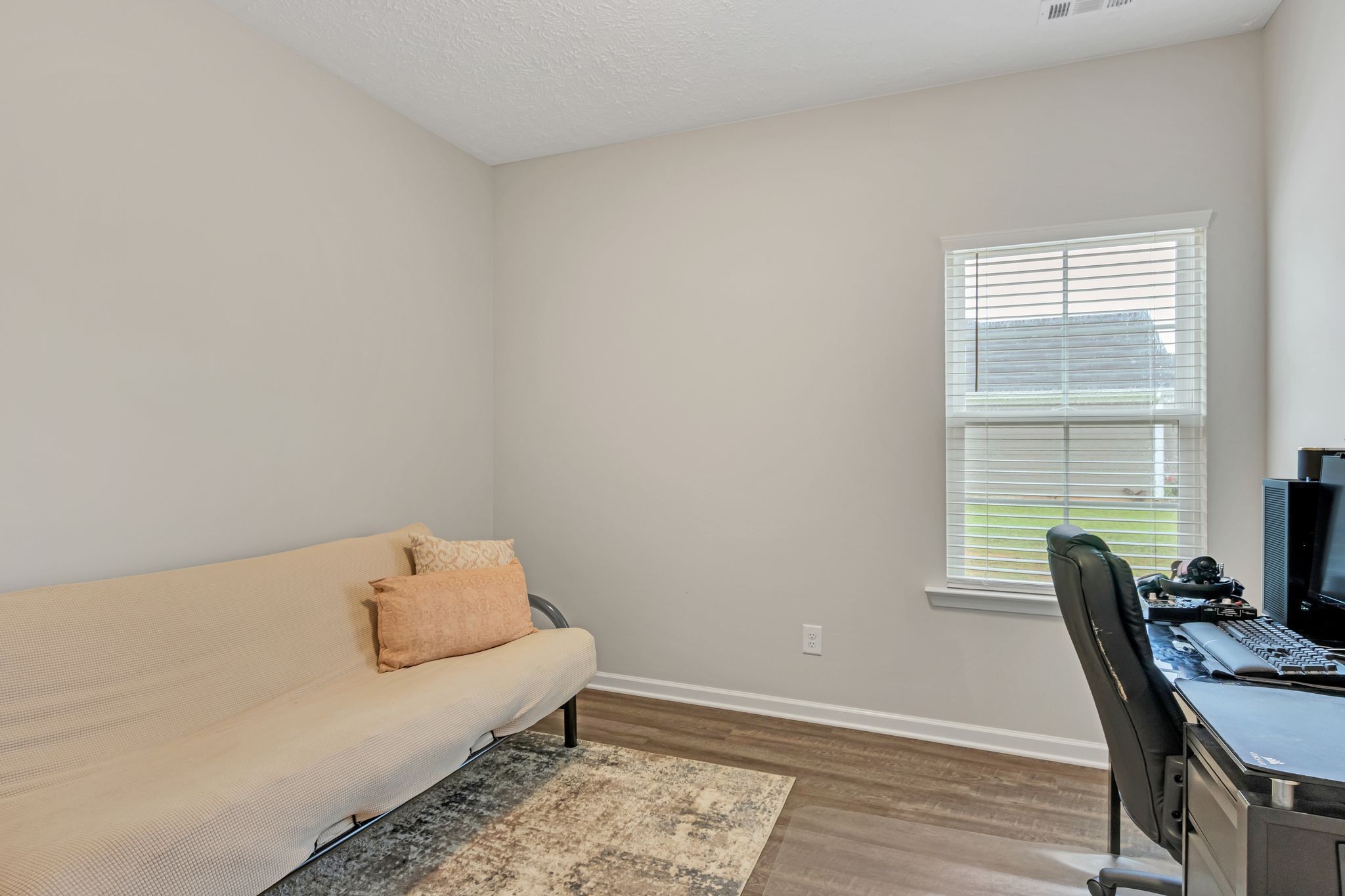 329 Mimosa Dr