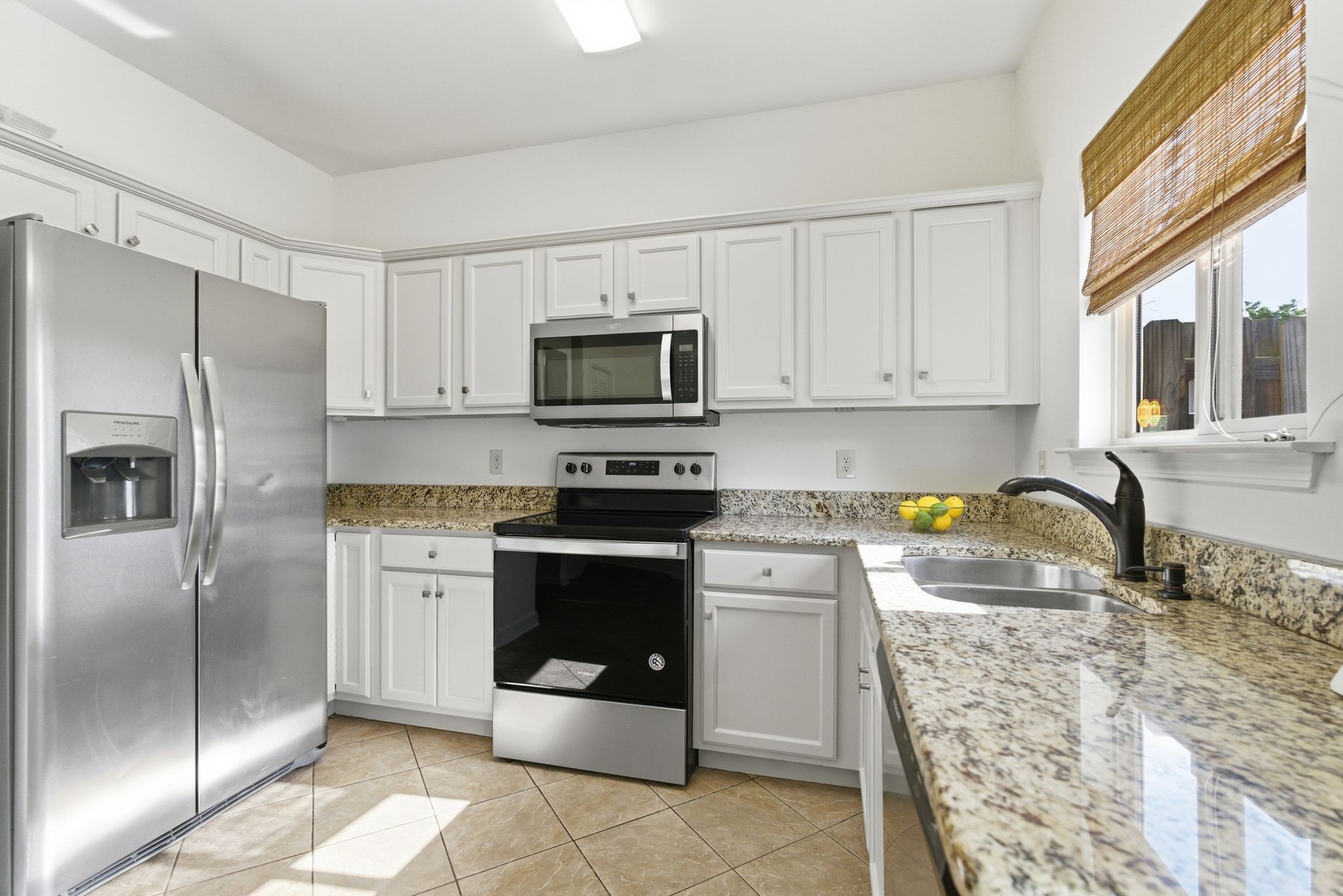 105 4th Ave Unit: 404