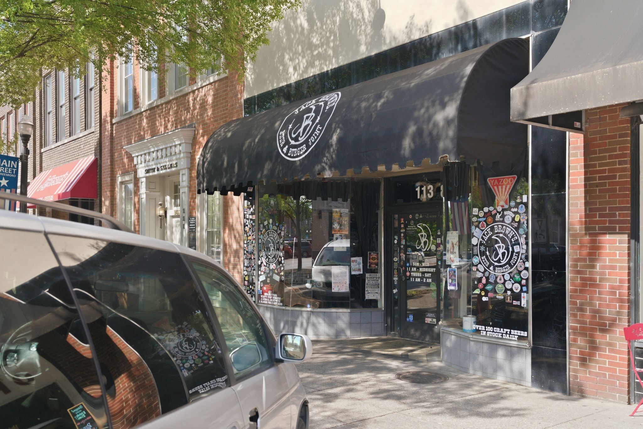 105 4th Ave Unit: 404