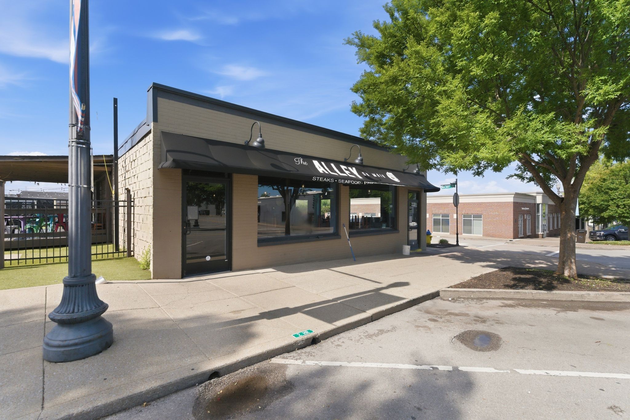 105 4th Ave Unit: 404