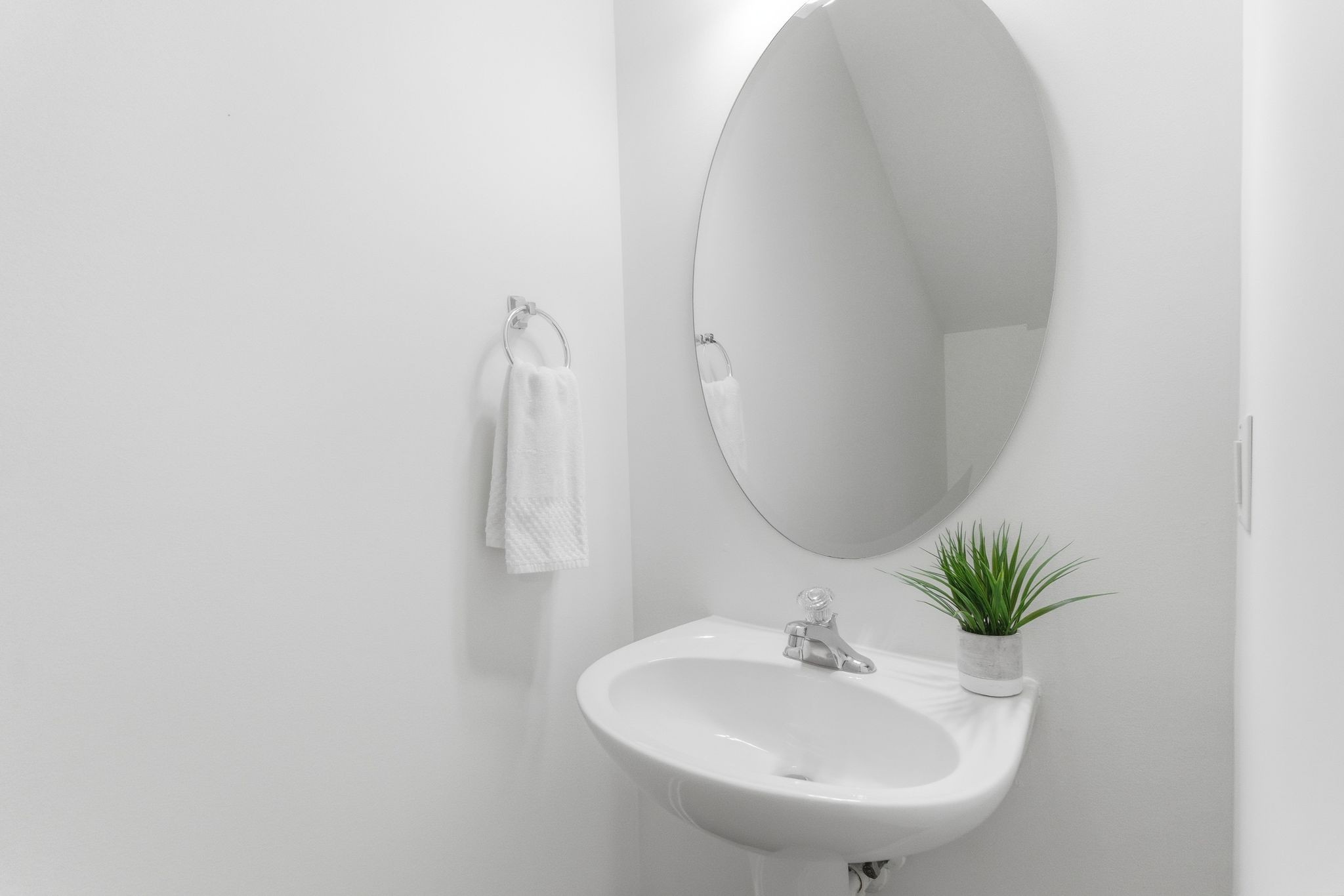 105 4th Ave Unit: 404