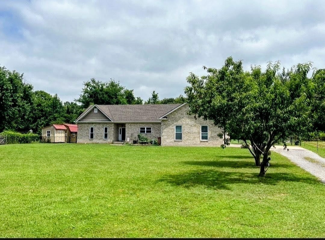 620 Central Valley Rd