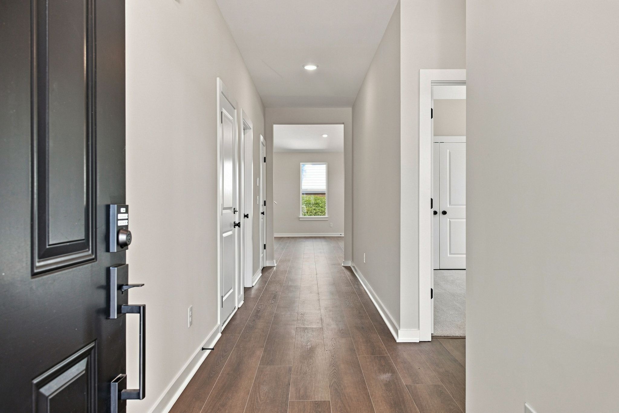 100 Ridgeview Drive