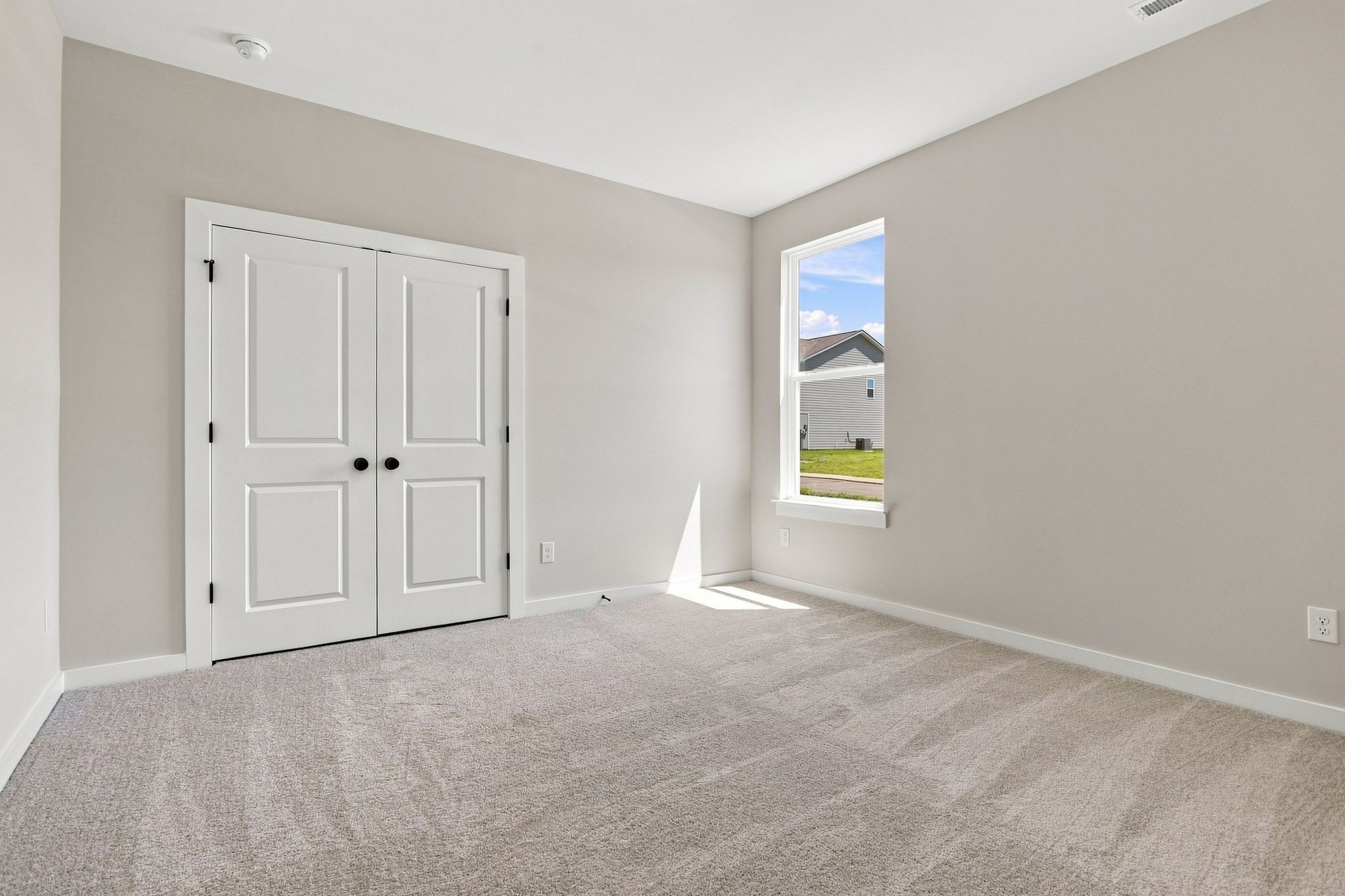 100 Ridgeview Drive
