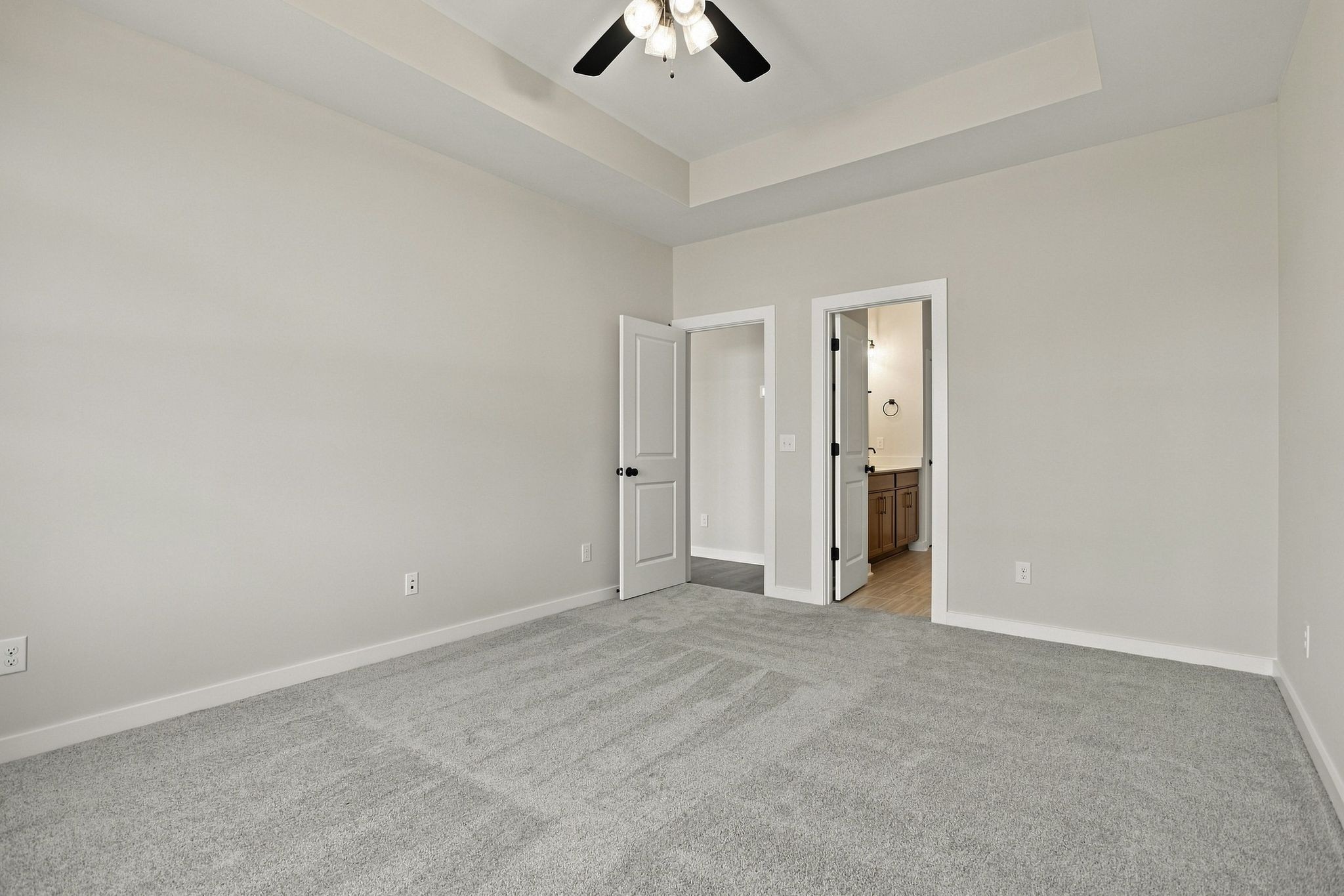 100 Ridgeview Drive