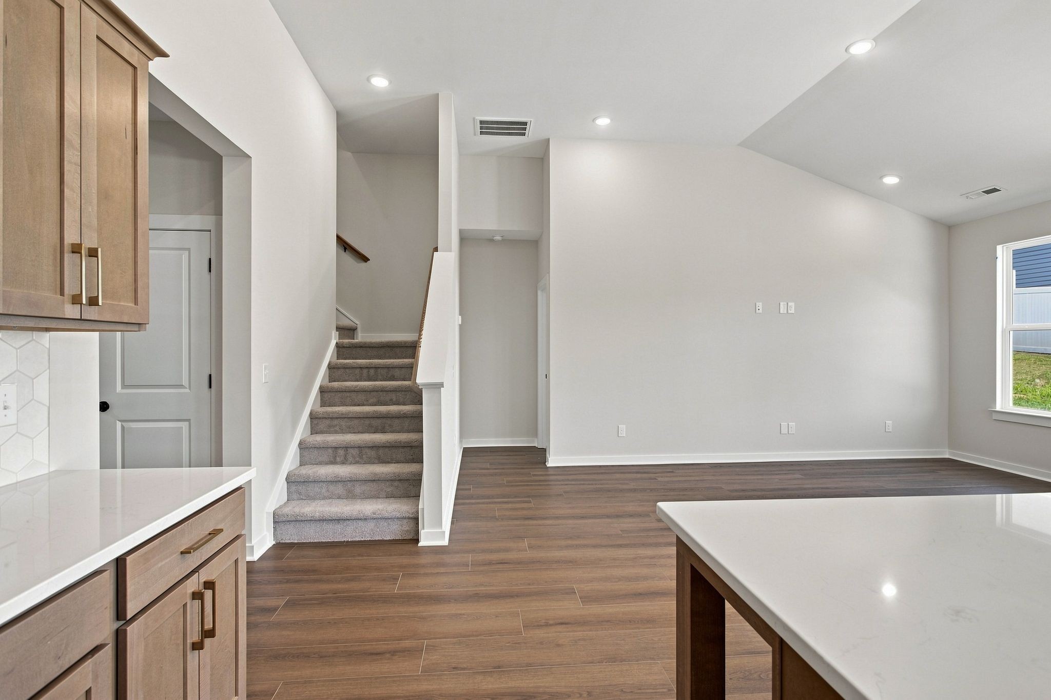 100 Ridgeview Drive