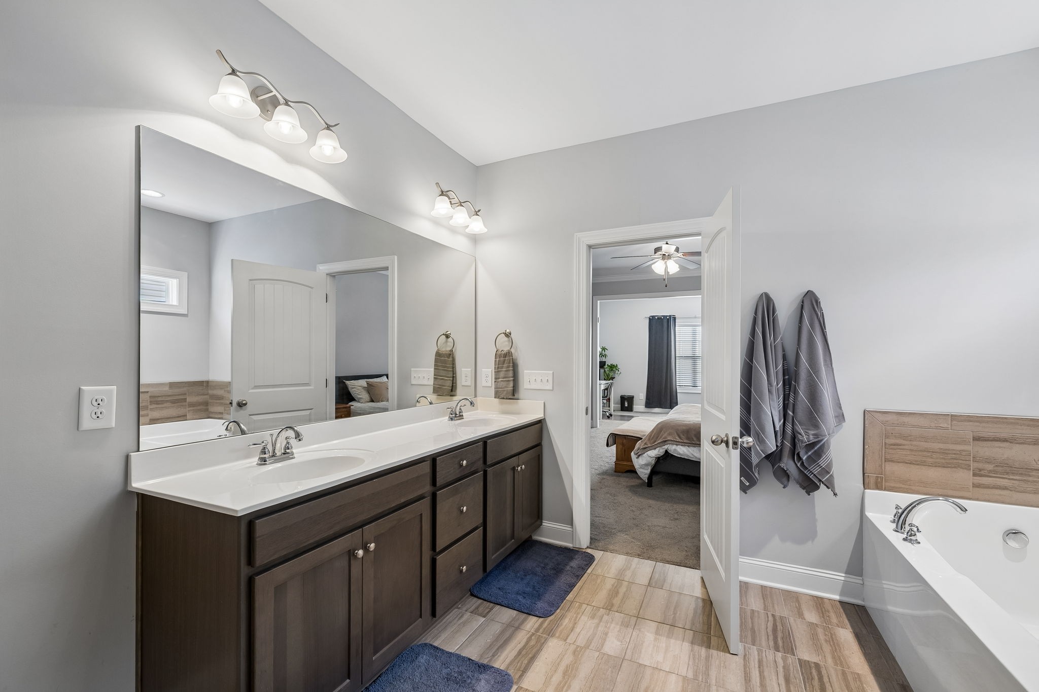 418 Tessa Ct