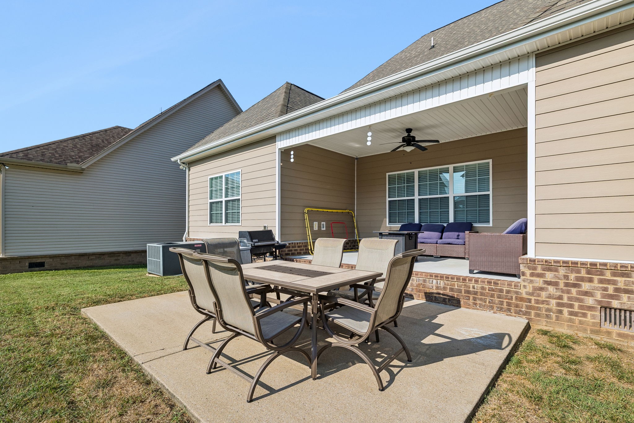 418 Tessa Ct