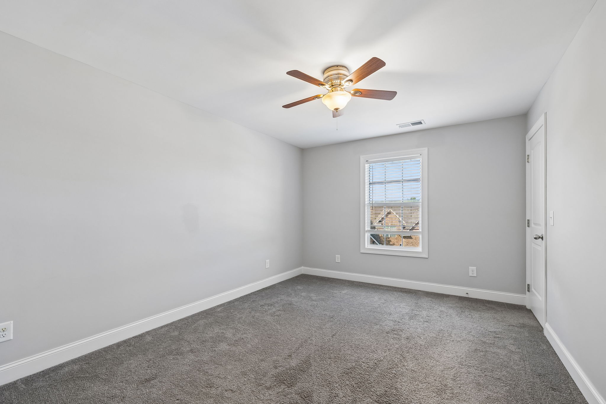 418 Tessa Ct