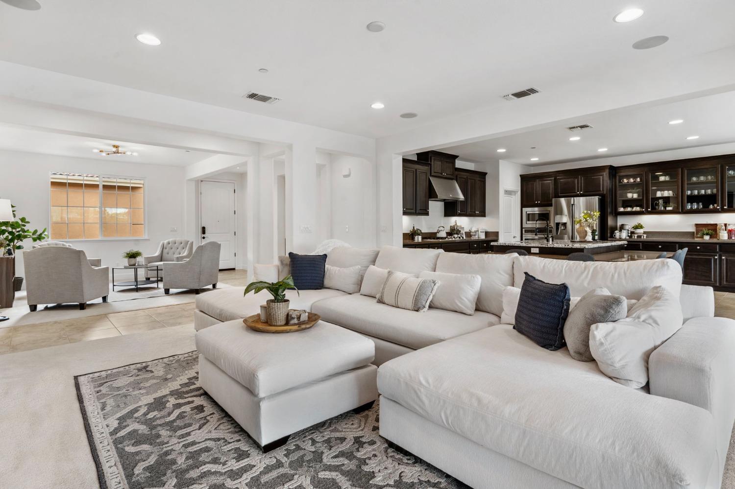 659 N San Marcos Drive