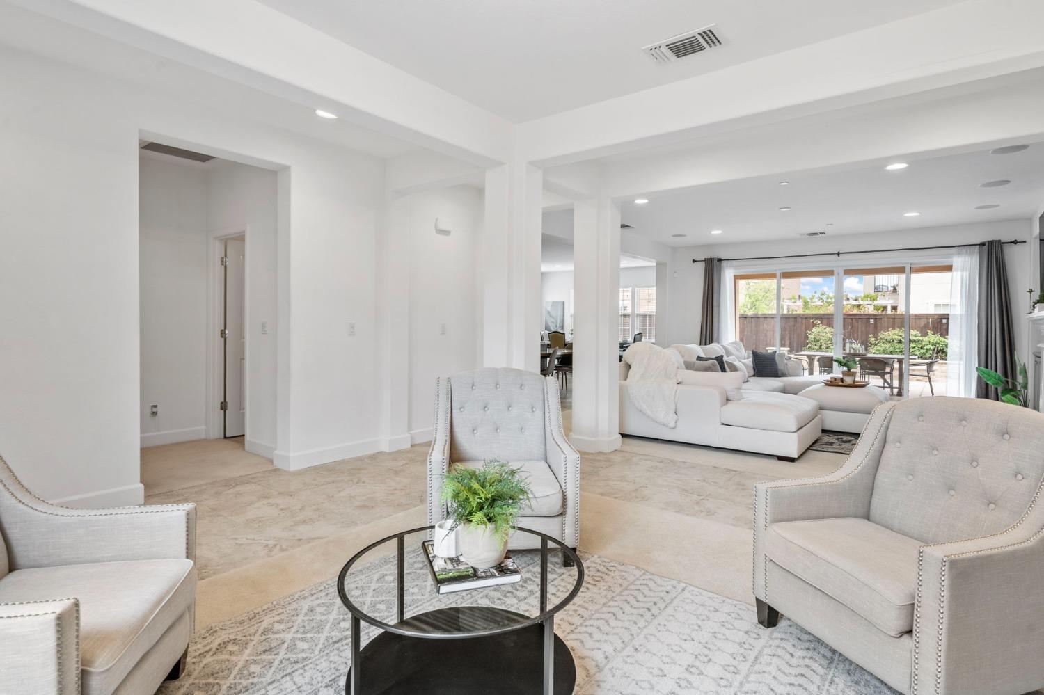 659 N San Marcos Drive