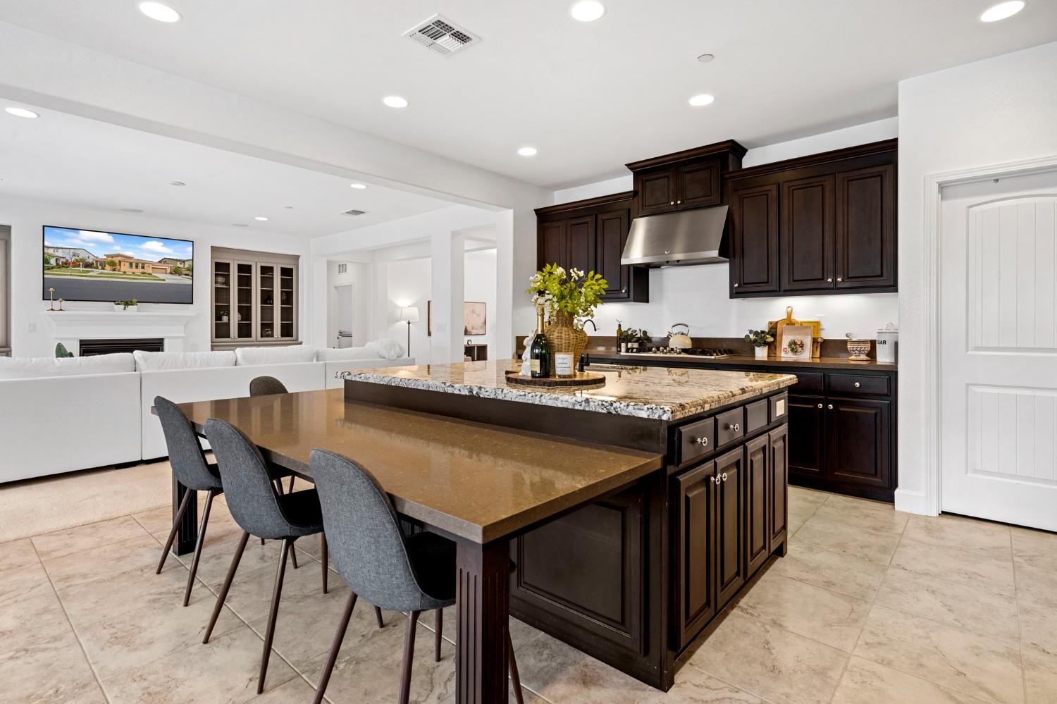 659 N San Marcos Drive