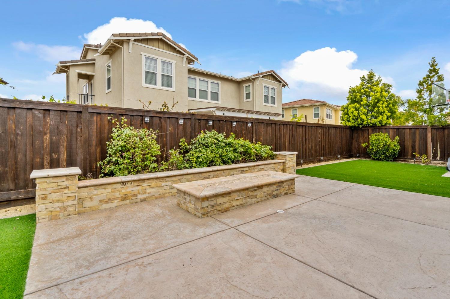 659 N San Marcos Drive