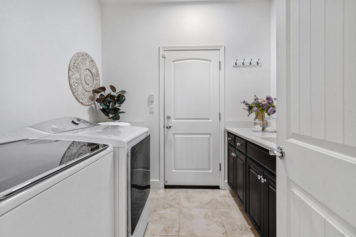 659 N San Marcos Drive