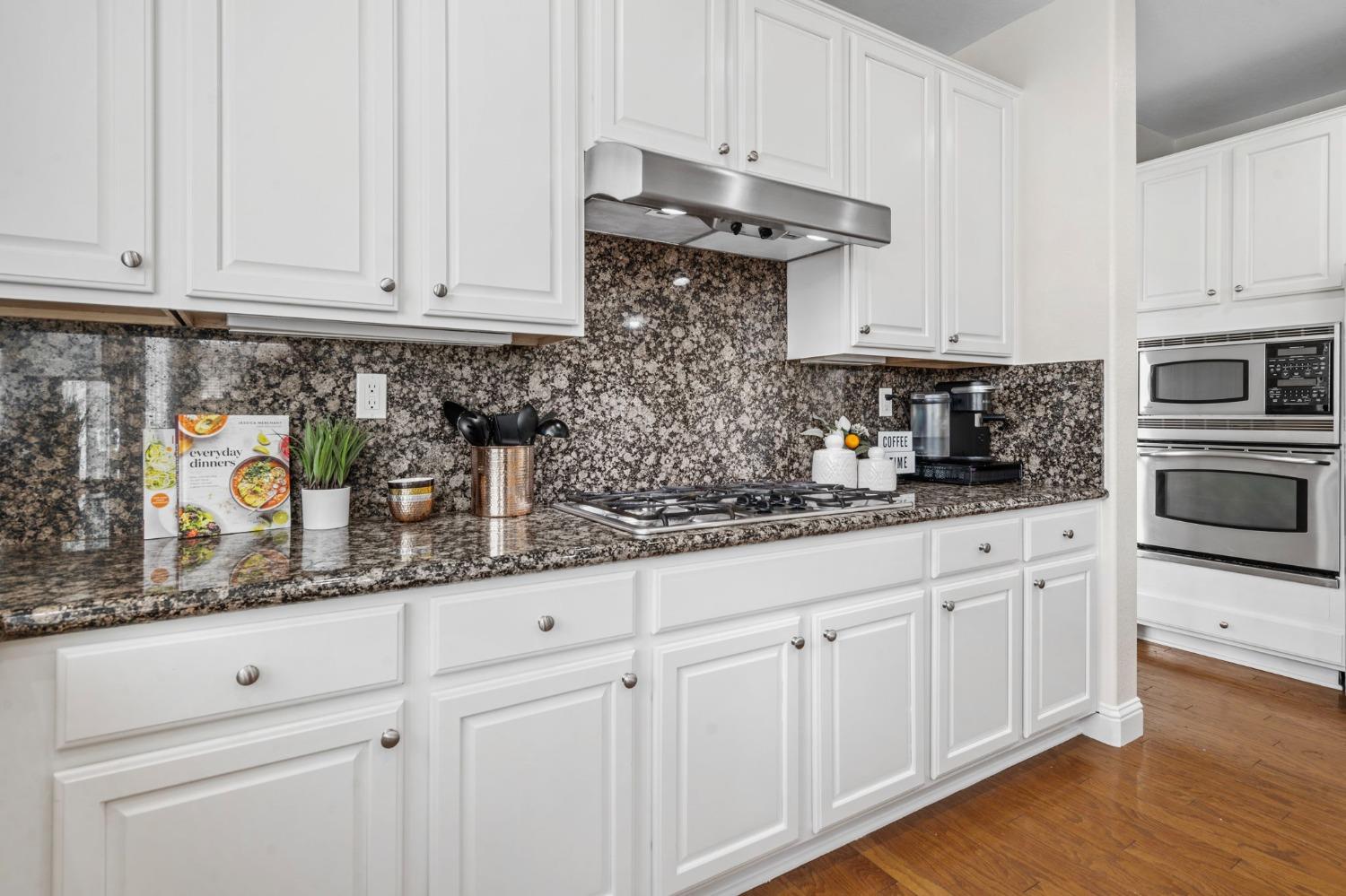 226 S Vista Hermosa Street