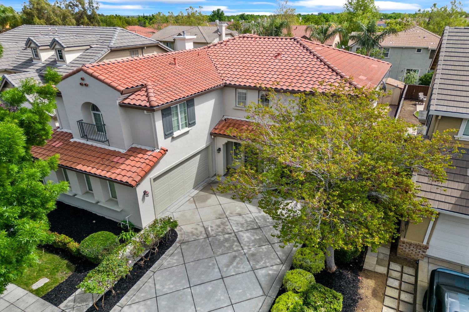 226 S Vista Hermosa Street