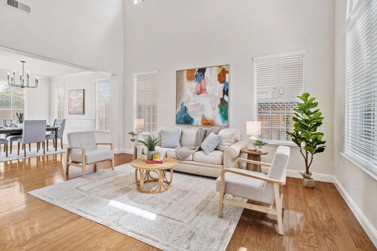 226 S Vista Hermosa Street