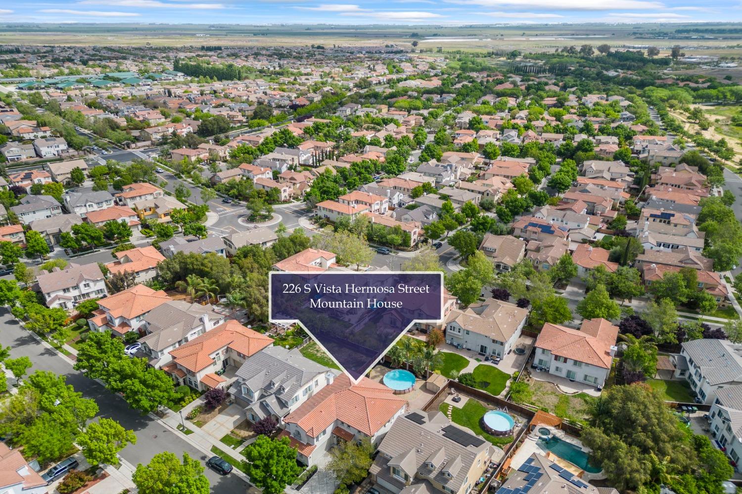 226 S Vista Hermosa Street