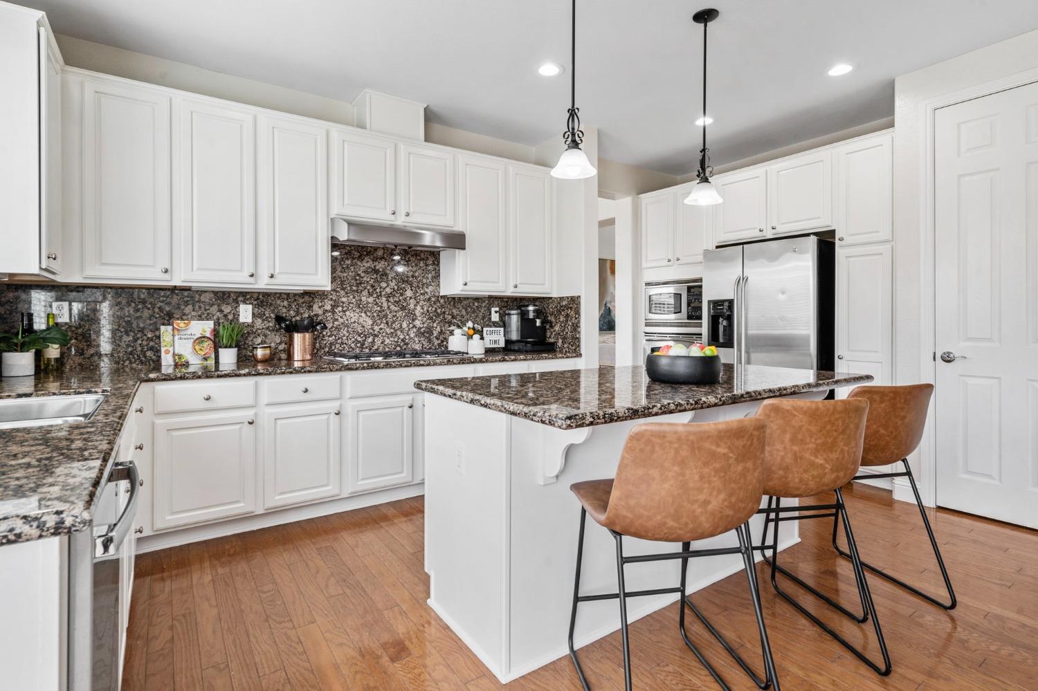 226 S Vista Hermosa Street