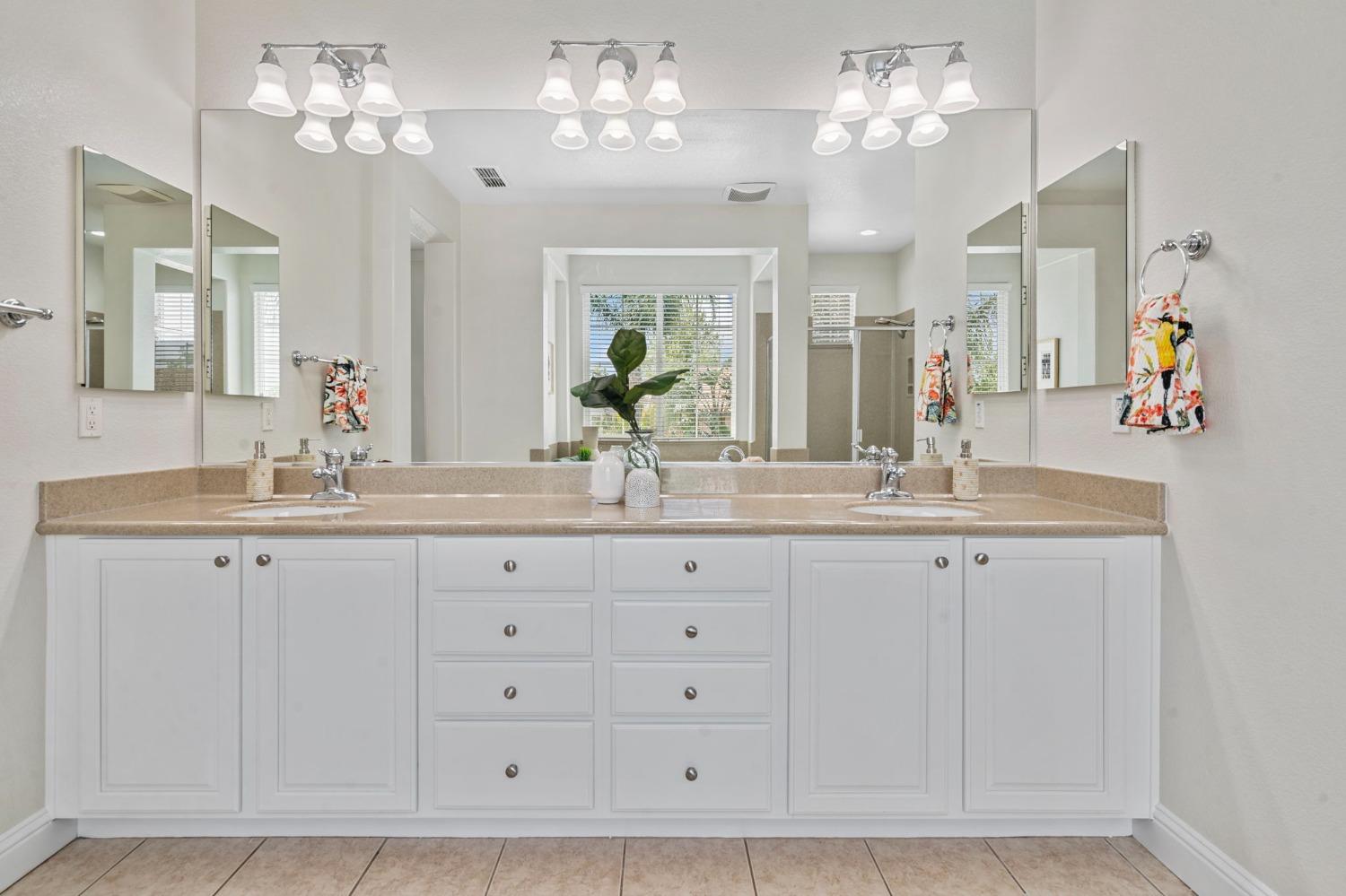 226 S Vista Hermosa Street