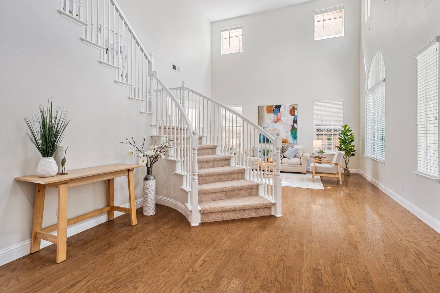 226 S Vista Hermosa Street