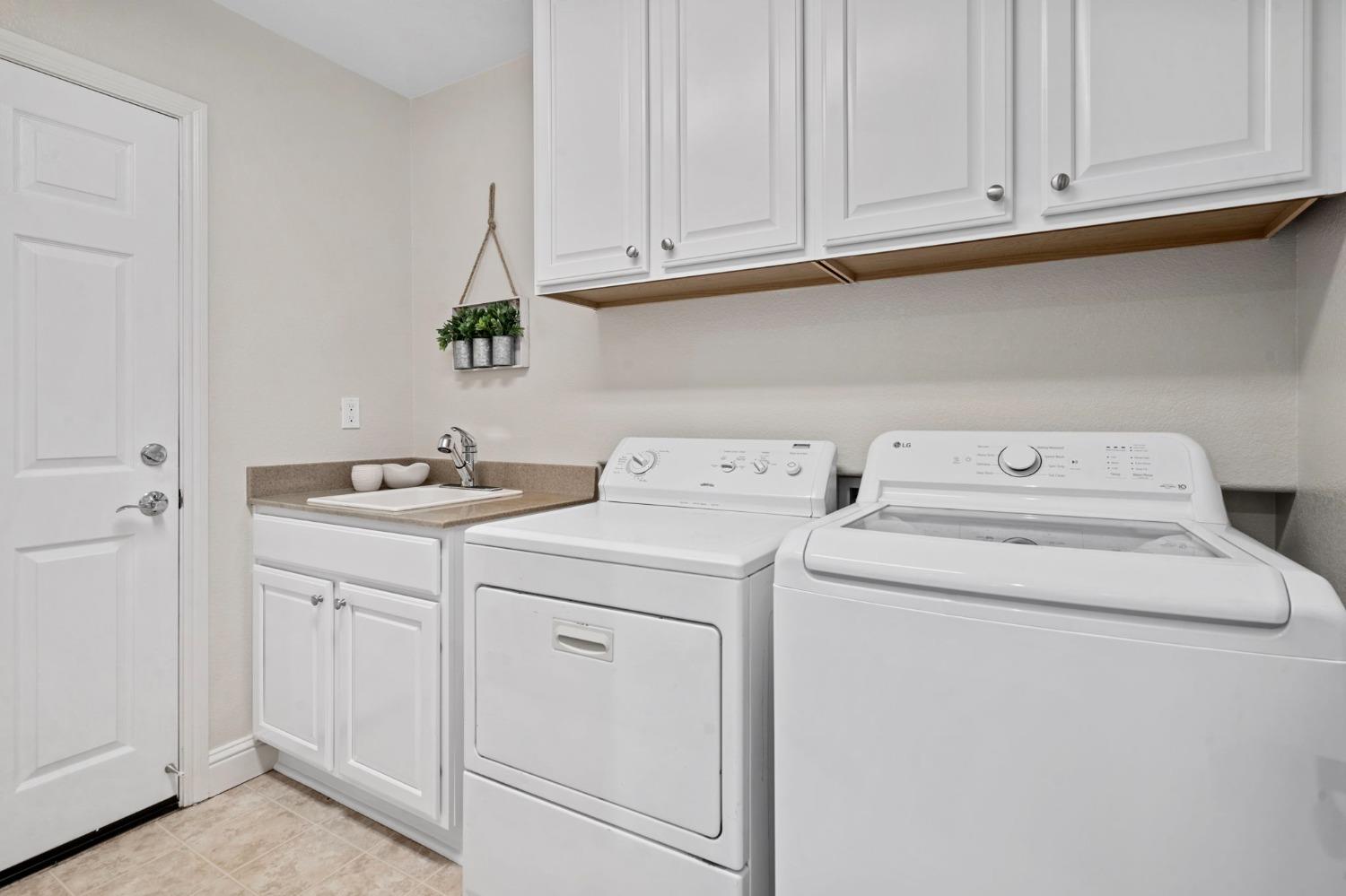 226 S Vista Hermosa Street