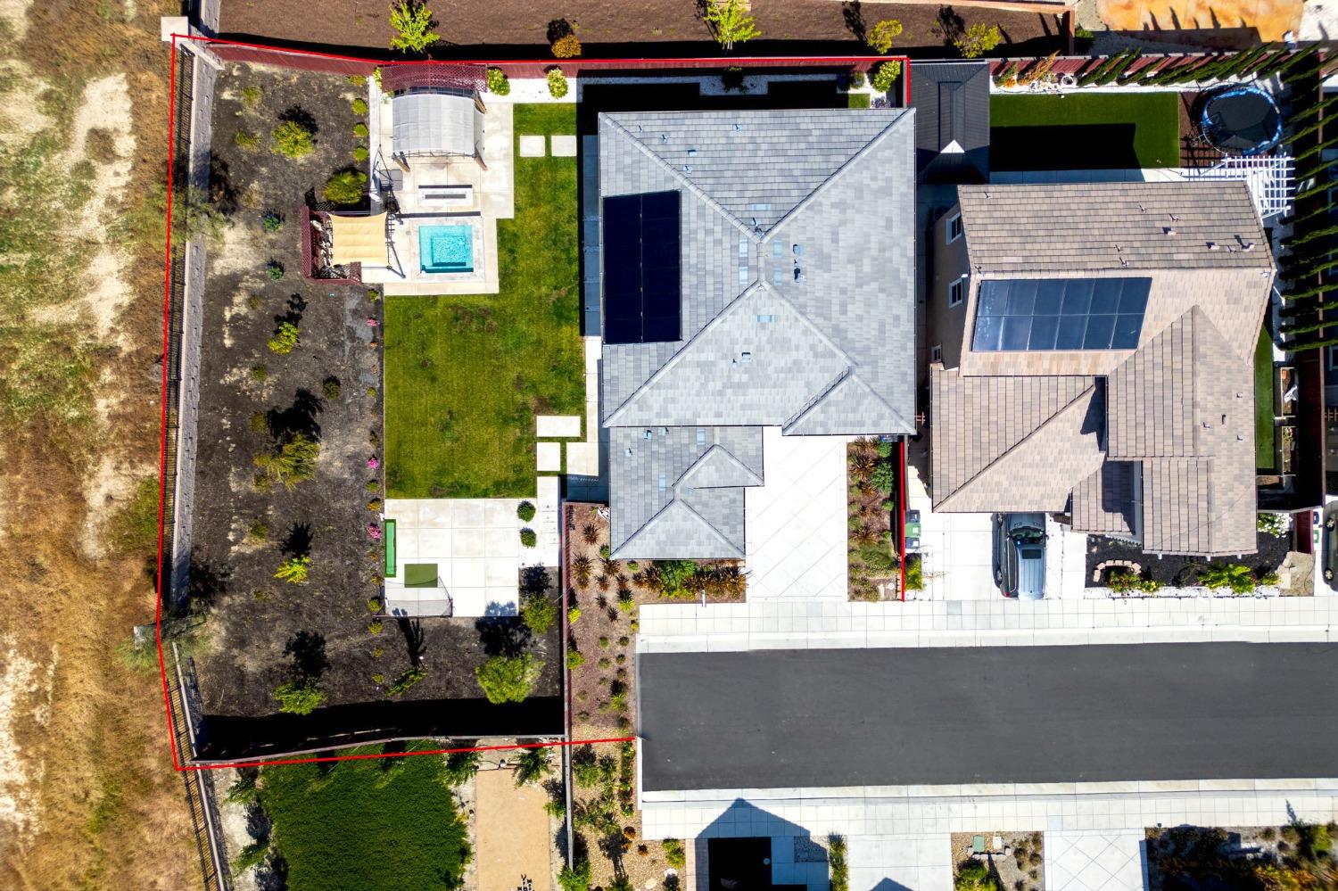 1927 S Bloembergen Lane