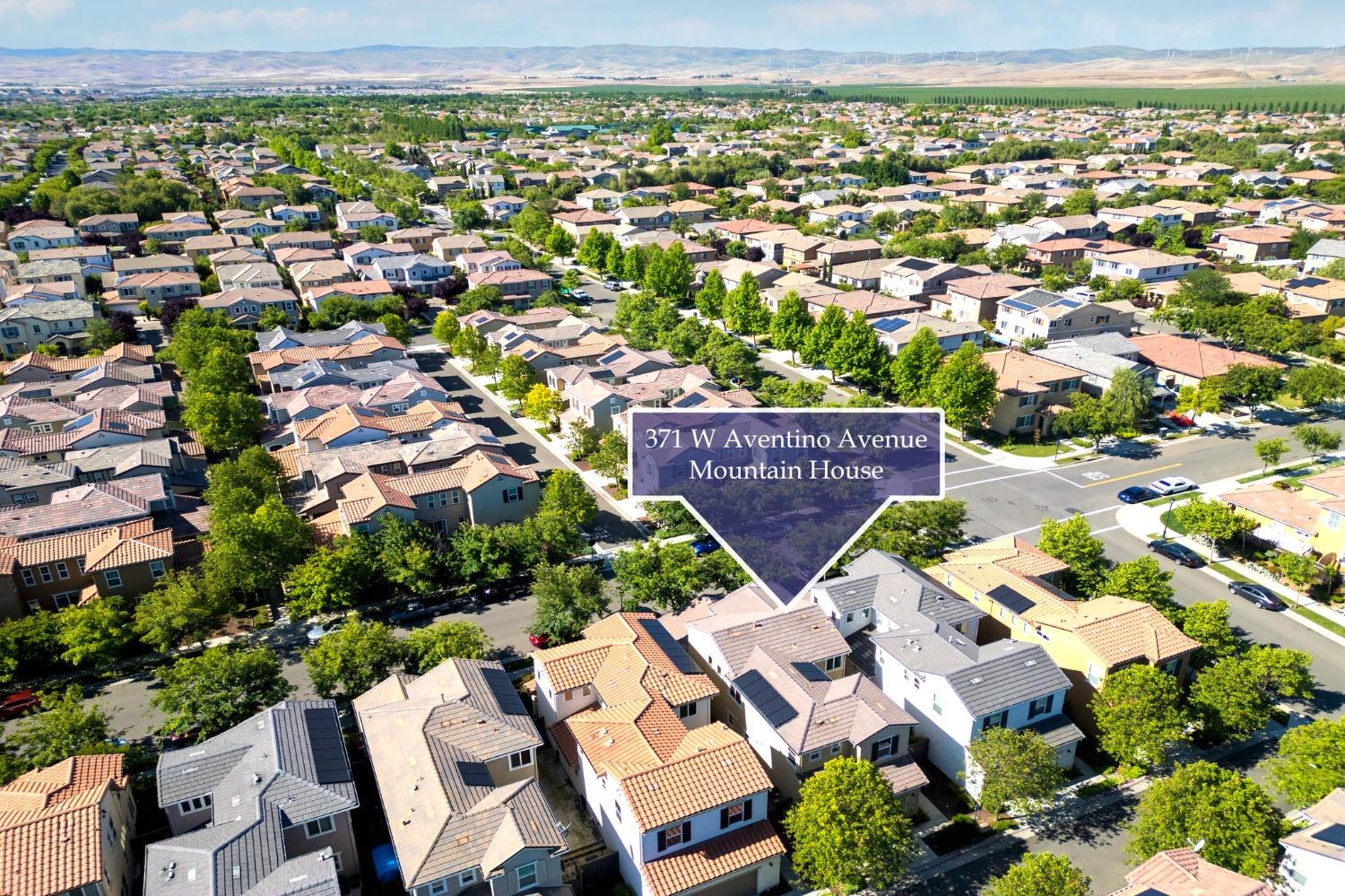 371 W Aventino Avenue