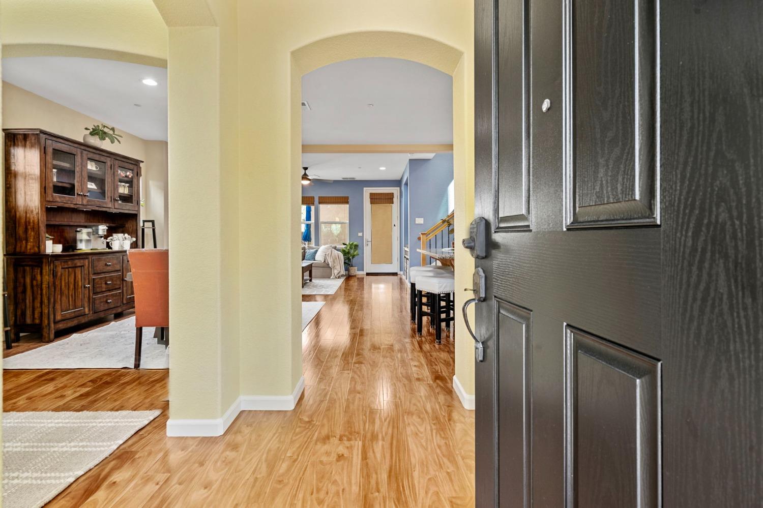 371 W Aventino Avenue