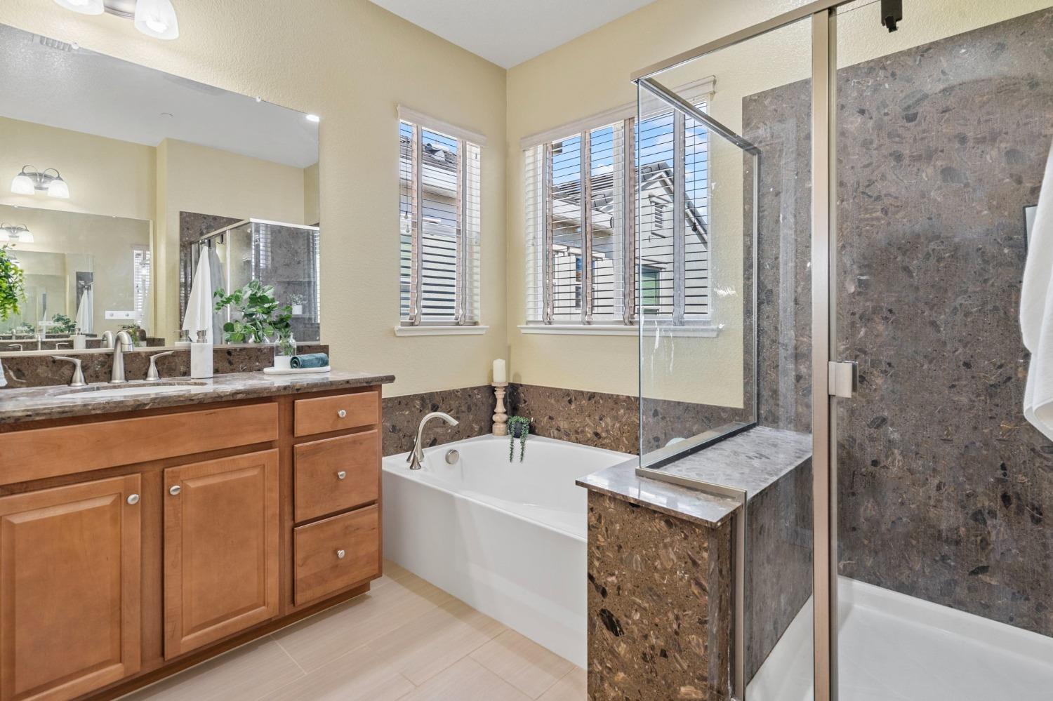 371 W Aventino Avenue