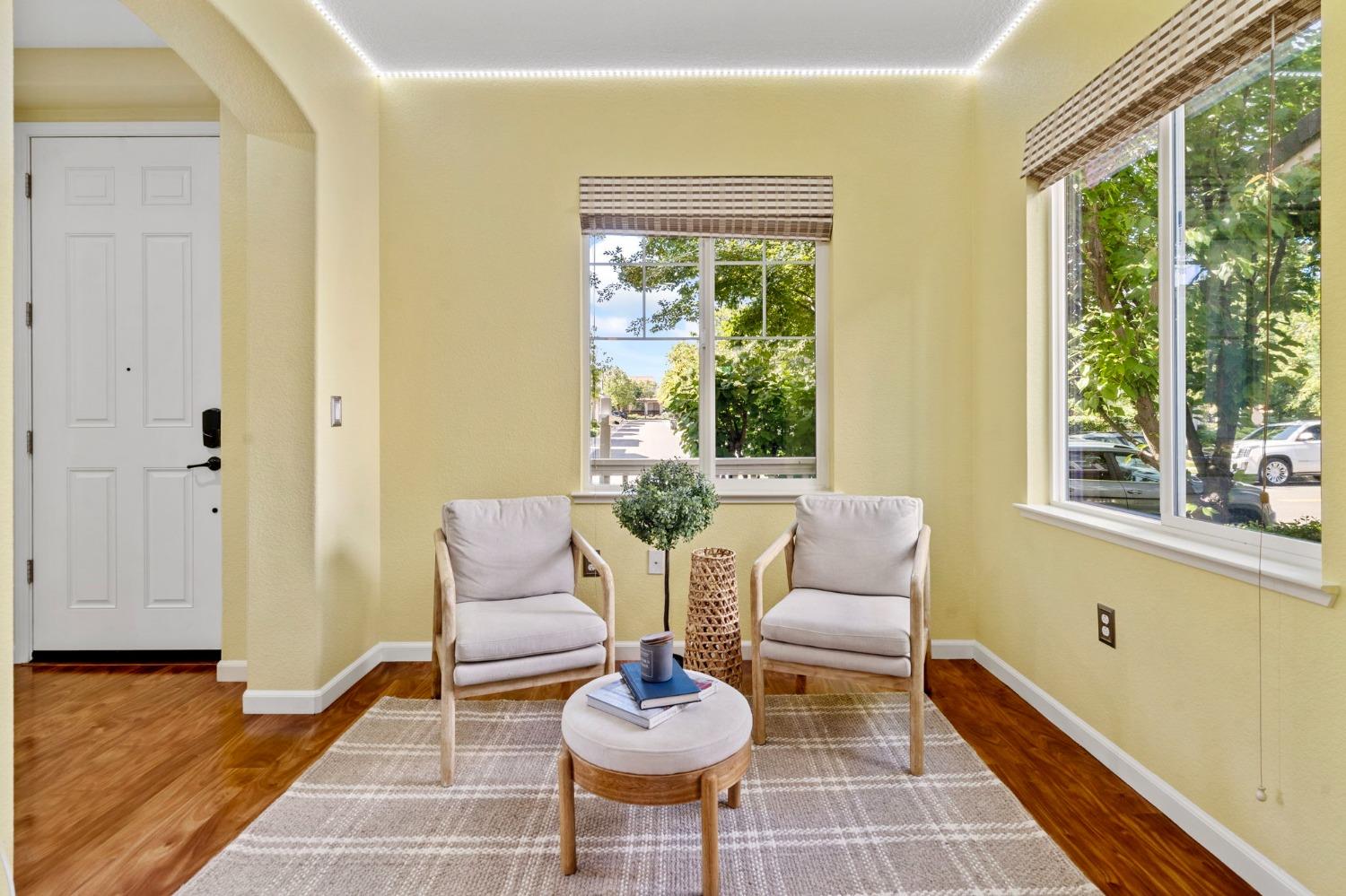 371 W Aventino Avenue