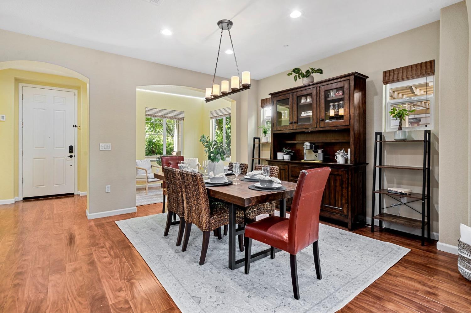 371 W Aventino Avenue