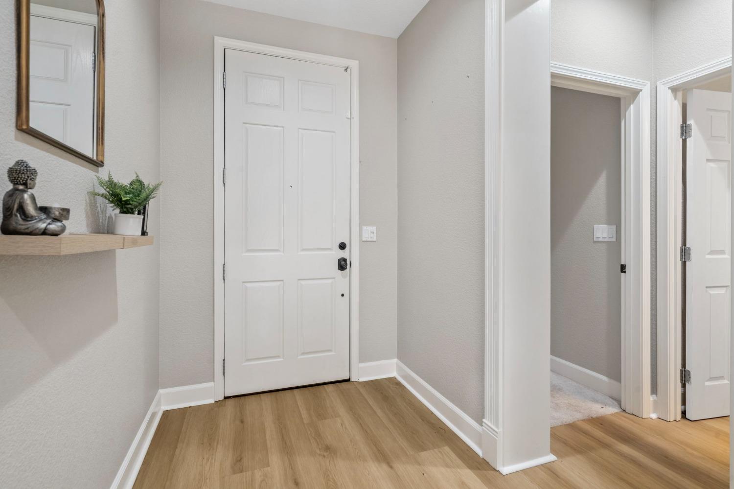 450 W Bonaventure Avenue