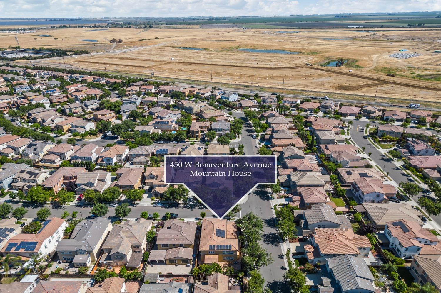 450 W Bonaventure Avenue