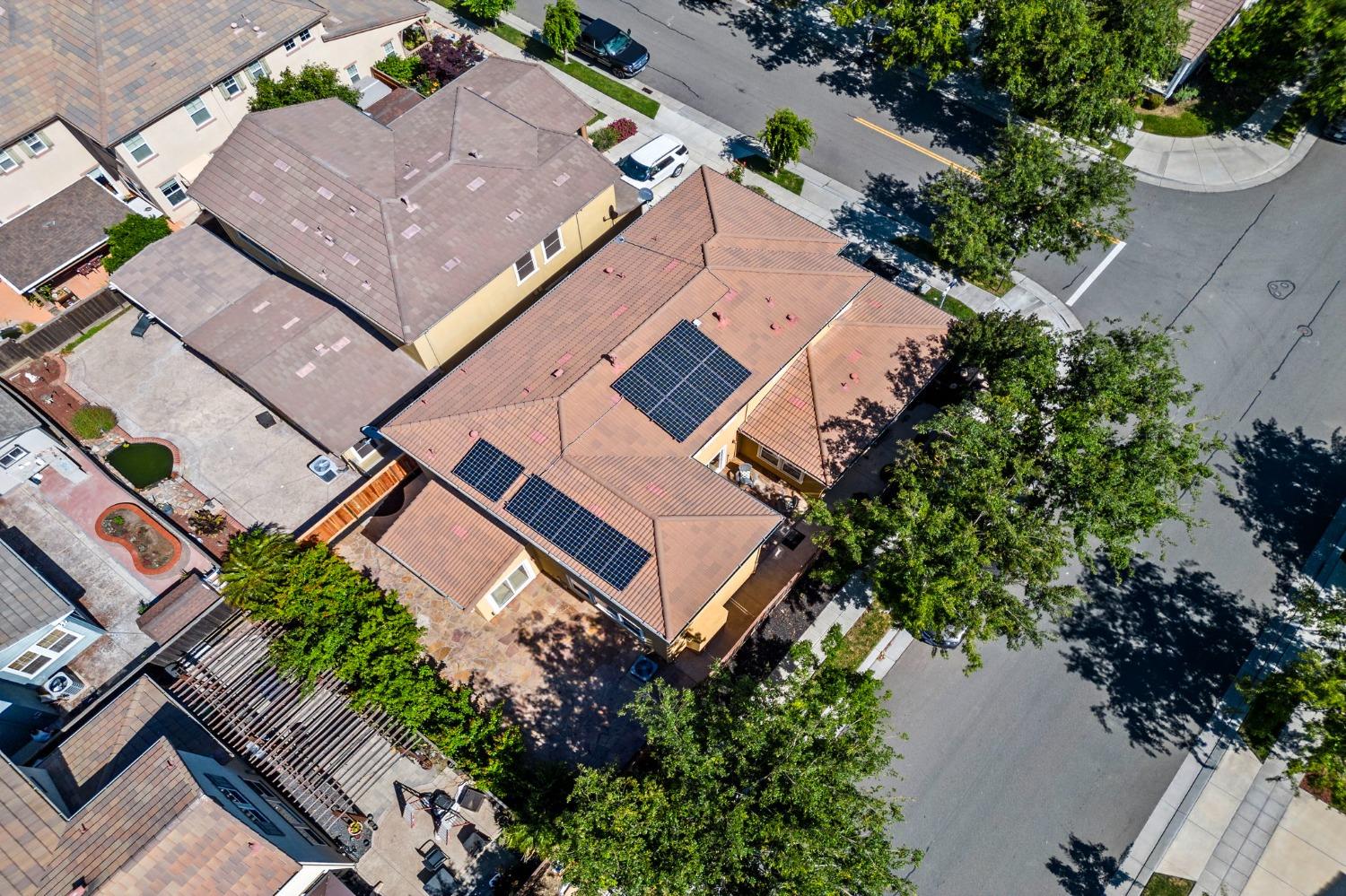 450 W Bonaventure Avenue