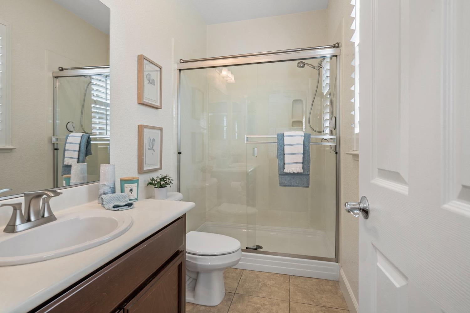 731 W Bonaventure Avenue