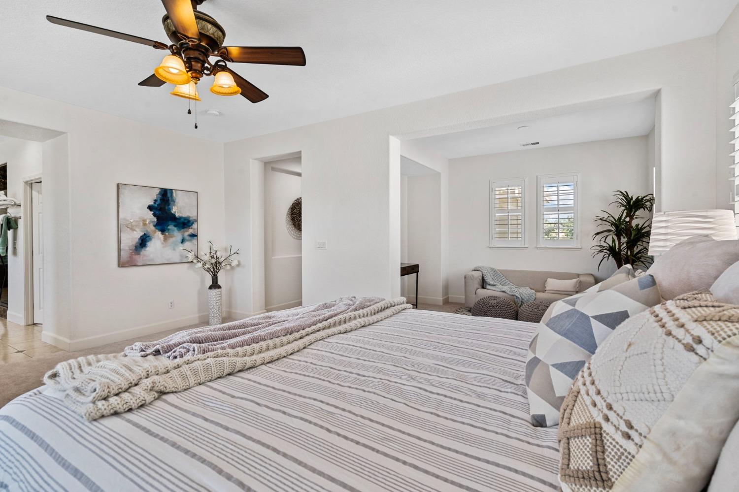 731 W Bonaventure Avenue