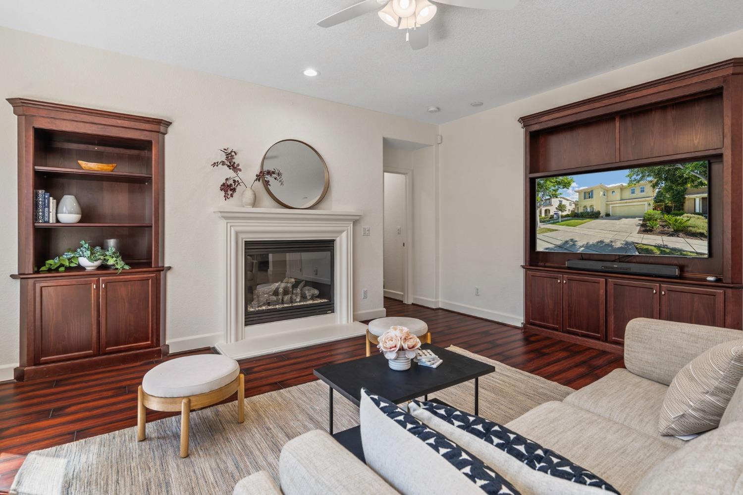 731 W Bonaventure Avenue