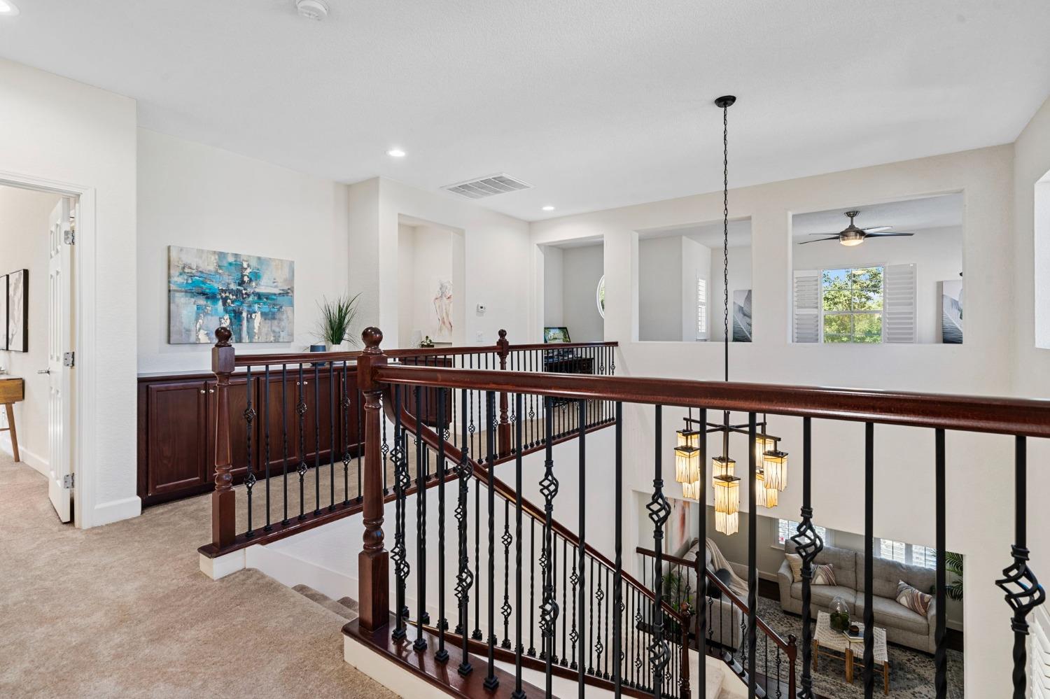 731 W Bonaventure Avenue