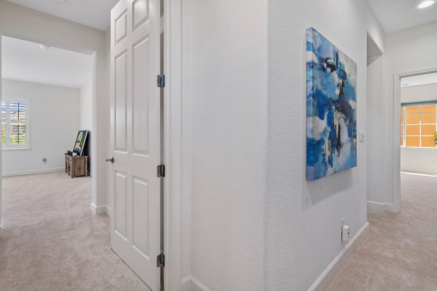 731 W Bonaventure Avenue