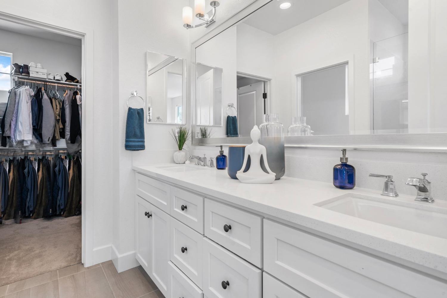 139 W Lucille Avenue