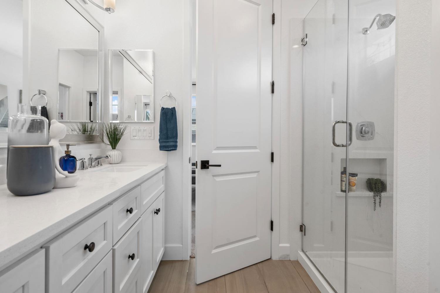 139 W Lucille Avenue